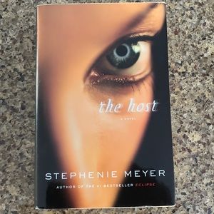 The Host from Best Selling Author of the Twilight Saga Stephenie Meyer